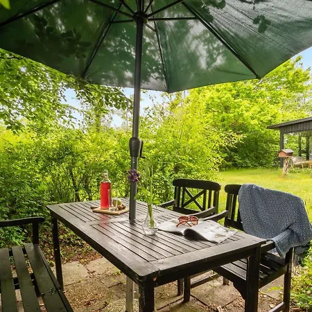 Tatil Evi Lavrens - 200m From The Sea In Djursland And Mols By Interhome *